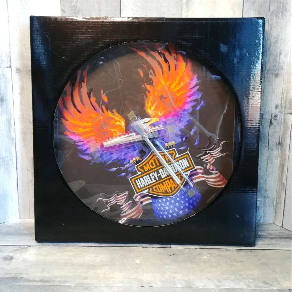 Harley Davidson Flaming Wings American Banner Glass Wall Clock VERY RARE